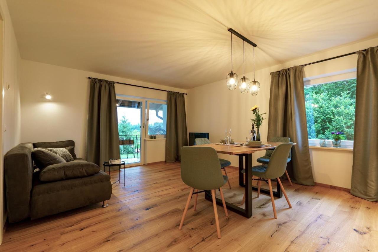Ferienwohnung Poelzl Chieming Dış mekan fotoğraf